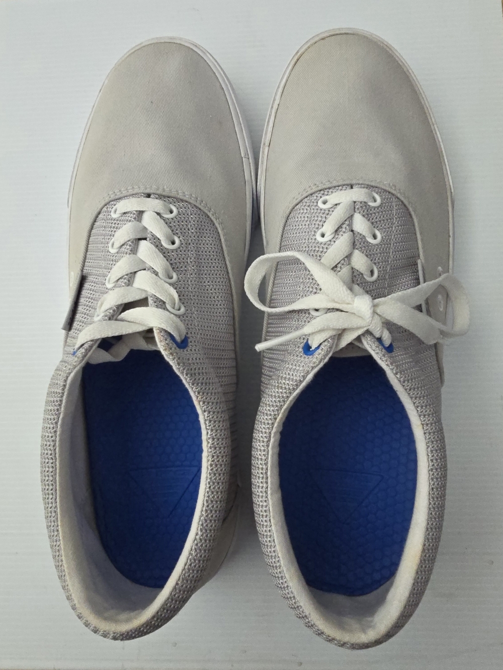 Columbia Men's Slack Tide Light Gray Canvas Boat Shoes
